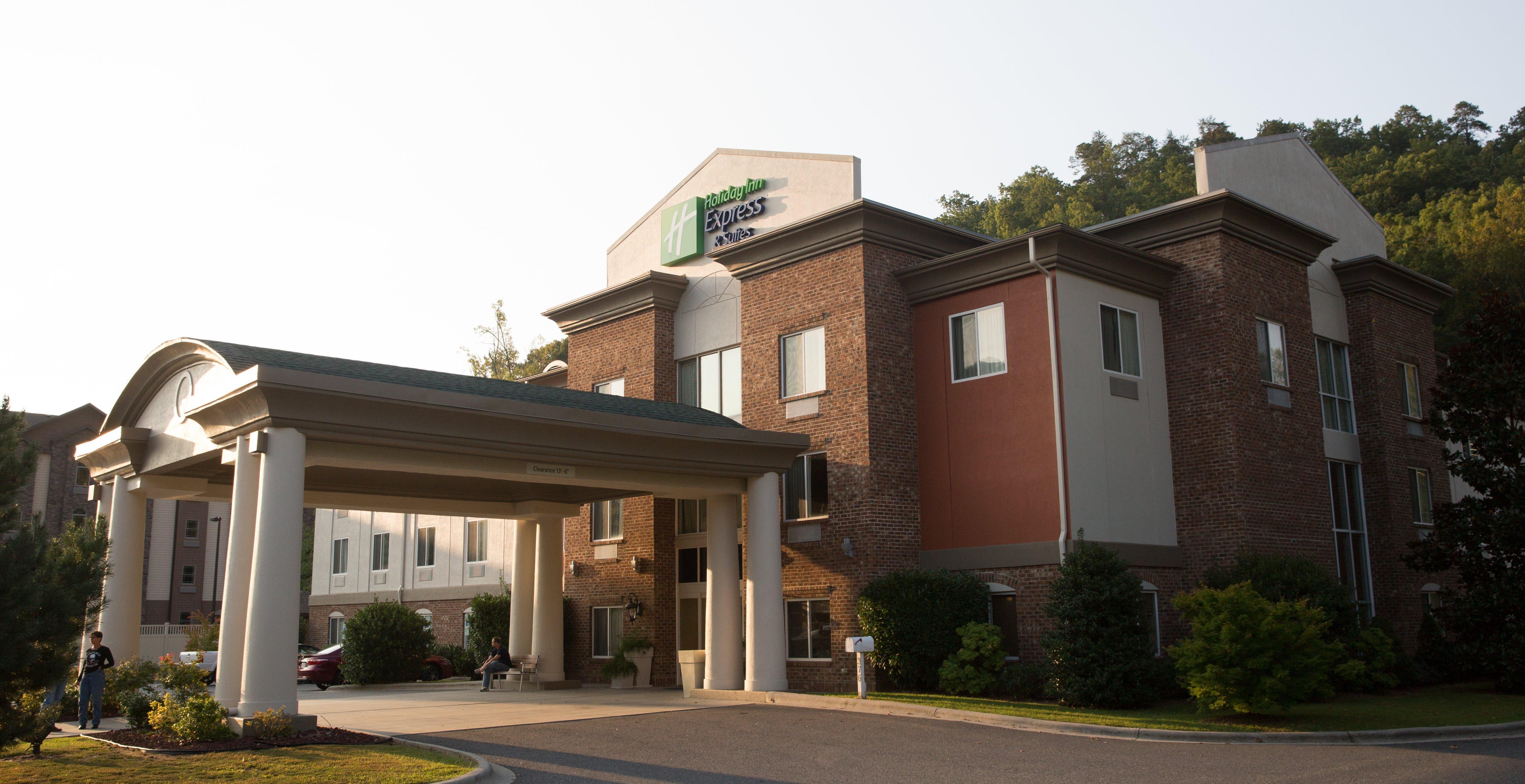 Holiday Inn Express Hotel & Suites Cherokee-Casino By Ihg Exterior foto