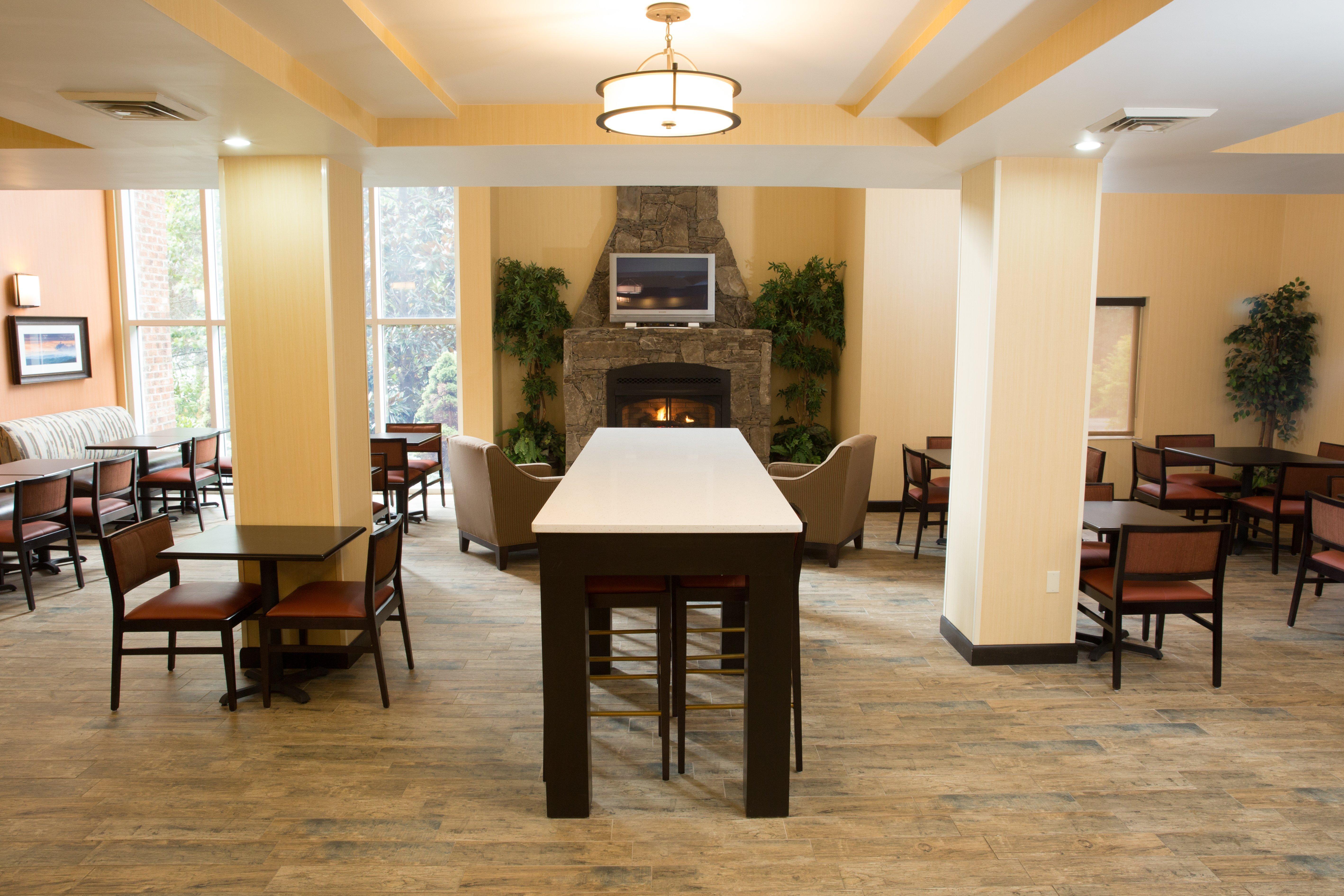 Holiday Inn Express Hotel & Suites Cherokee-Casino By Ihg Exterior foto